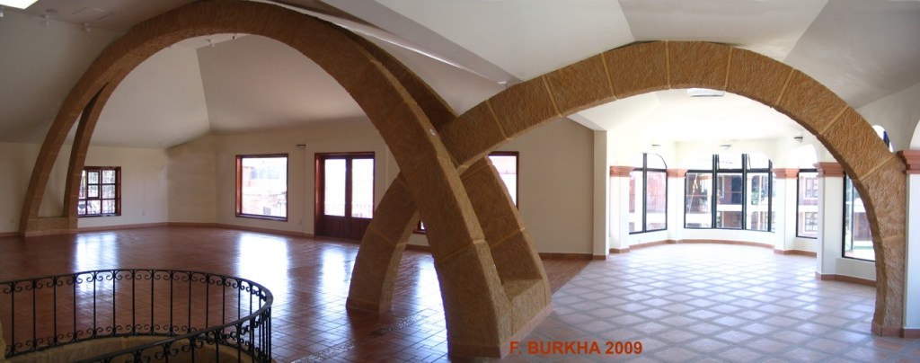 despues de 3 años de remodelacion en etapas por fin  el restaurante esta por terminar.